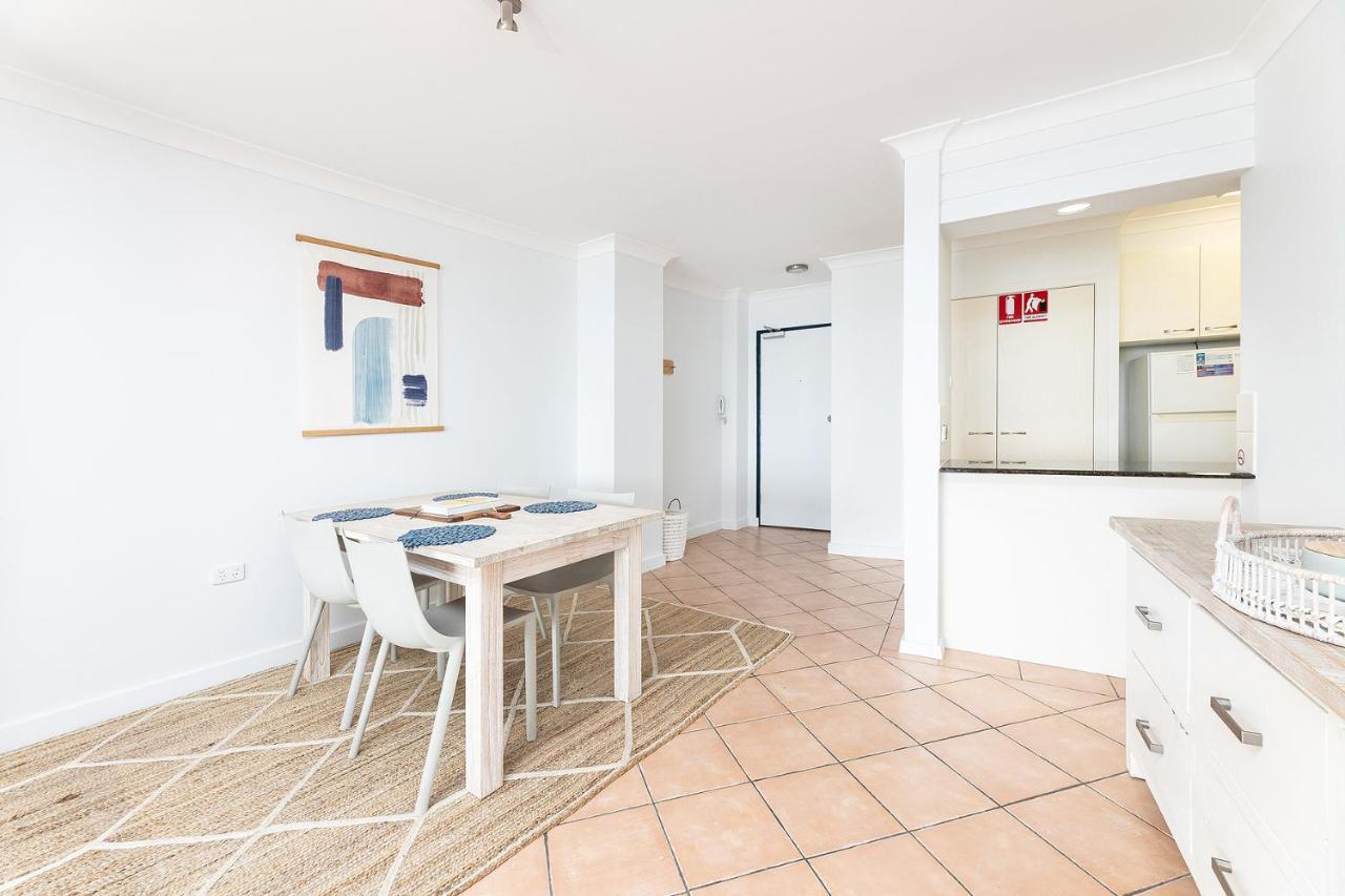 El Sandi, Unit 10, 14-18 North Street Apartment Forster
